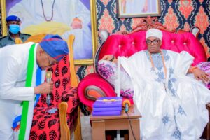 Osun Gov, Oyetola Visits Alapomu Palace, Declares Second Term Bid