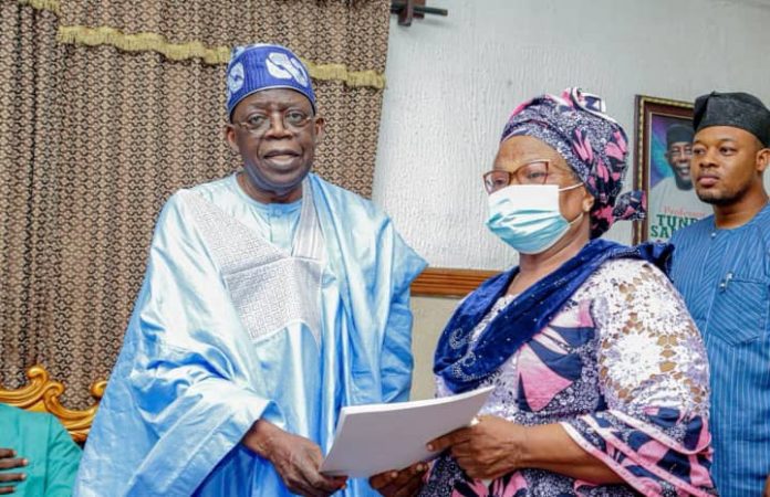 Photos: Moment Tinubu, Obasa Arrive Agege, Visit Home Of Late Prof Samuel
