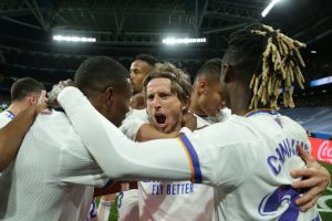 Madrid fight back to beat Real Sociedad 4-1
