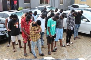 EFCC arrests 23 suspected internet fraudsters, recovers seven exotic cars in Ibadan