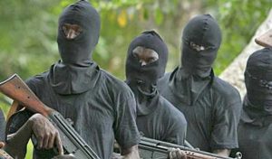 Tension as unknown gunmen kill suya seller in Imo park