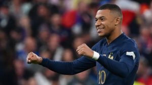 PSG: Kylian Mbappe receives 10 times monthly salary