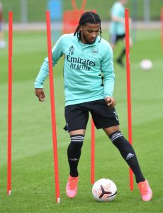 Transfer: Arsenal announce deal for Bandeira