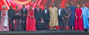 ZENITH BANK CELEBRATES 35 YEARS ANNIVERSARY, RECOGNISES PIONEER CUSTOMERS AND LOND-SERVING STAFF