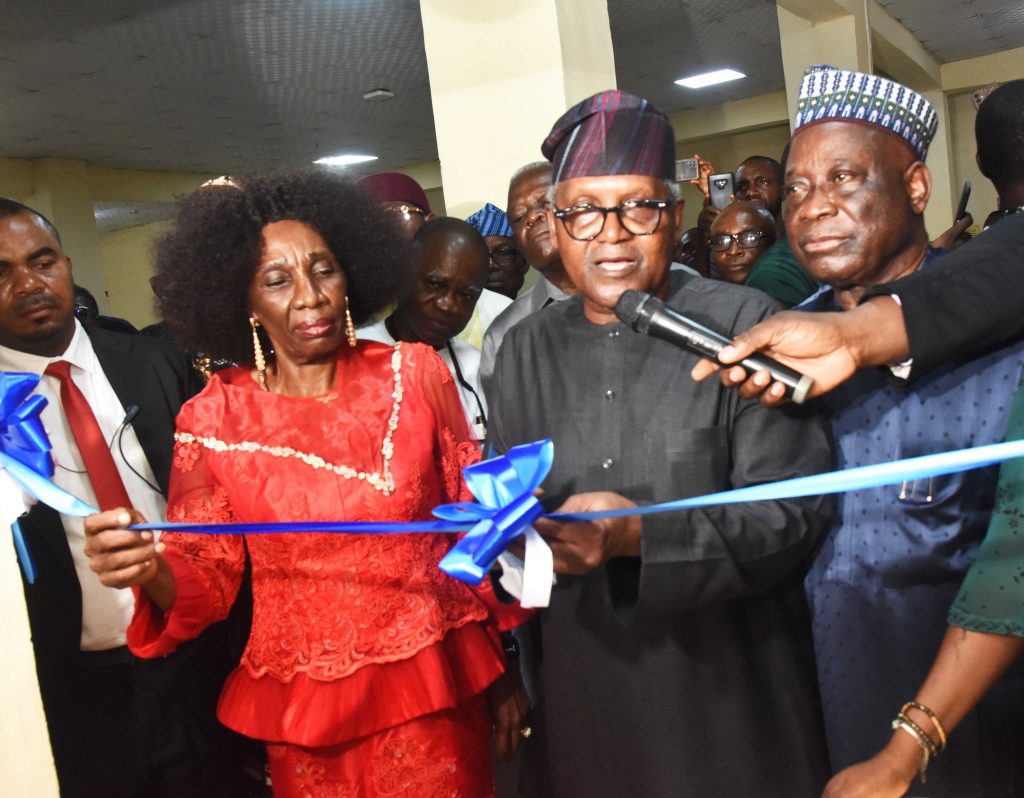 Dangote donates ₦550 million students’ hostel to FUTO