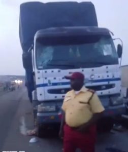 LASTMA APPREHENDS DRIVER OF HEAVILY-LOADED BUCKET TRUCK FOLLOWING THE TRAGIC DEATHS OF AN INNOCENT PEDESTRIAN AND A MOTORCYCLIST ALONG THE BADAGRY EXPRESSWAY