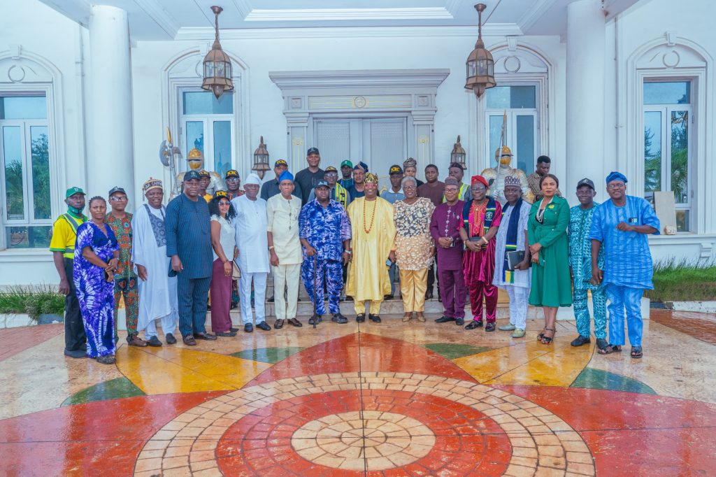 AARE ADETOLA EMMANUELKING HOSTS CP OLUBODE OJAJUNI, OGUN STATE COMMISSIONER OF POLICE, SEEKS STRONGER POLICE-COMMUNITY COLLABORATION
