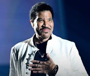 Super Star Lionel Richie Hospitalized In ICU