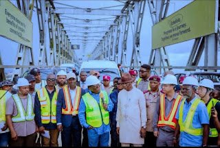 Minister Of Works David Umahi Orders Only Tinubu’s Pictures Will Be Displayed On First Niger Bridge