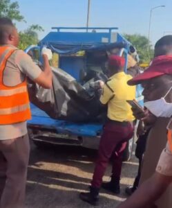COMMERCIAL BUS DRIVER AND THREE OTHERS DIED, 13 PASSENGERS CRITICALLY INJURED IN DEVASTATING TRUCK COLLISION ON ALARO CITY BRIDGE, EPE